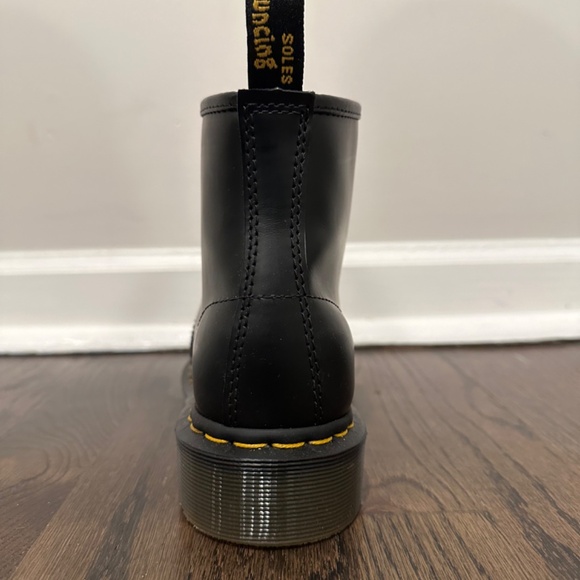 101 Yellow Stitch Smooth Leather Ankle Boot - Picture 6 of 8